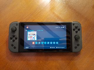 Consola Nintendo Switch 2019 Gris + Accesorios