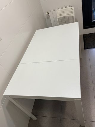 Mesa de cocina extensible blanca