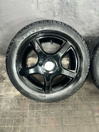 Llantas Matrix con Neumáticos