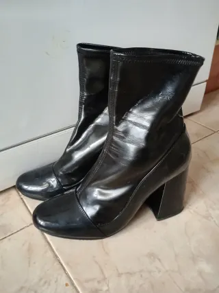 Botines Zara Tacón Negro Charol