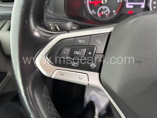 Volkswagen Caravelle 9 plazas 2021