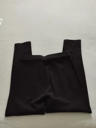 Leggings negros con cremallera