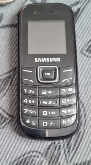 Cellulare Samsung nero
