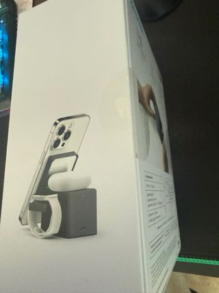 Cargador Anker 3-en-1 MagSafe Cube