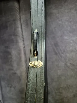 Funda Rígida Guitarra Flying V Negra