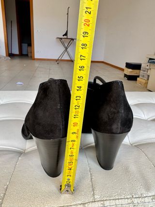 Stivaletti neri Dei Mille donna