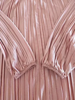 Vestido Zara plisado rosa con lazada