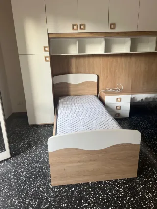 Letto singolo completo in legno
