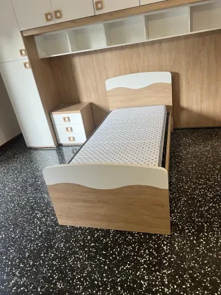 Letto singolo completo in legno