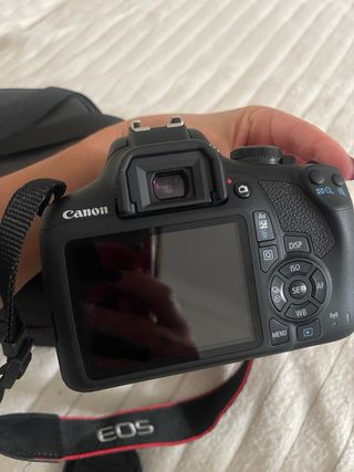 Cámara Canon EOS 2000D Kit 18-55mm