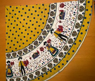 Tovaglia Tirolese Rotonda Gialla