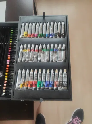 Maletín pinturas, rotuladores y ceras