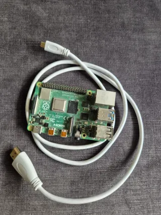 Raspberry Pi 4 Model B Placa Verde