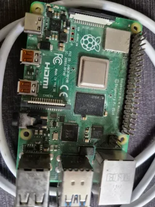 Raspberry Pi 4 Model B Placa Verde