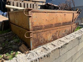 Bateas metálicas de construcción