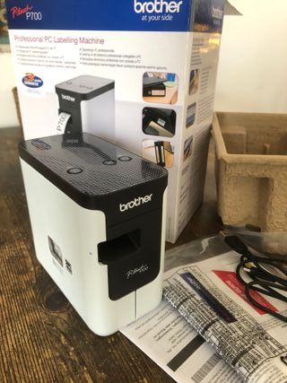 Etiquetadora Brother P-Touch P700 - Impresora USB