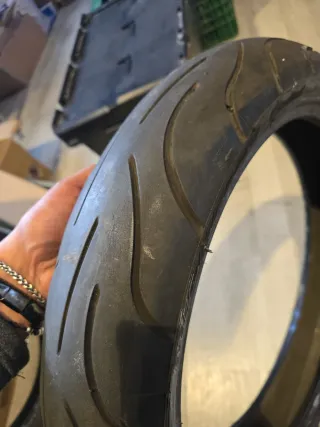 Neumático Moto 120/70-17 58W Michelin usado