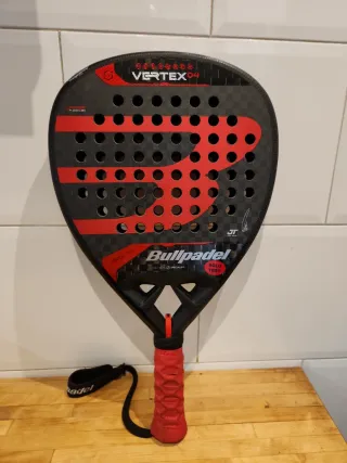 Pala Pádel Bullpadel Vertex 04