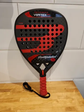 Pala Pádel Bullpadel Vertex 04