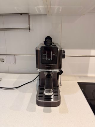 Cafetera Cecotec Cafelizzia Coldbrew