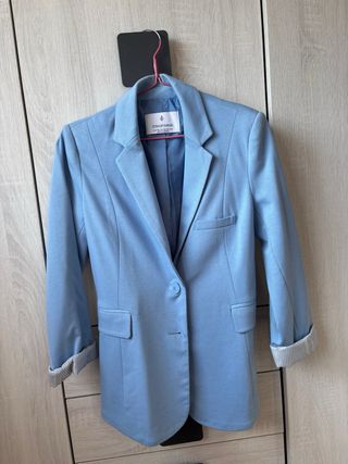 Americana azul Stradivarius