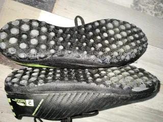 Zapatillas de fútbol Kipsa negras y verdes