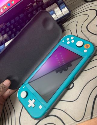 Nintendo Switch Lite (Animal Crossing skin)