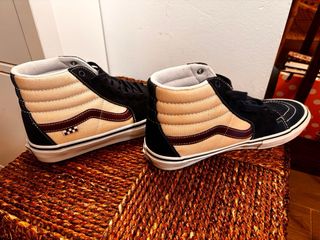 Zapatos VANS SK8-HI Beige y Negros