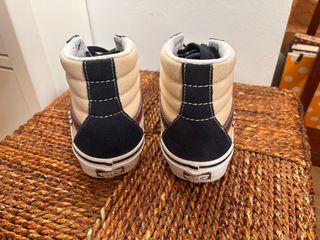 Zapatos VANS SK8-HI Beige y Negros