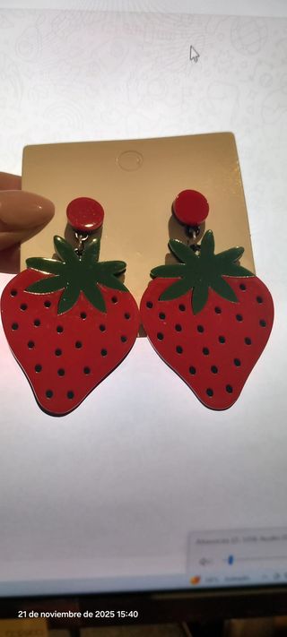 Pendientes de fresa