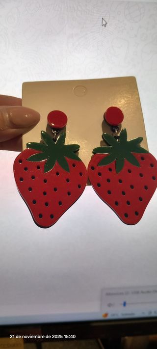 Pendientes de fresa