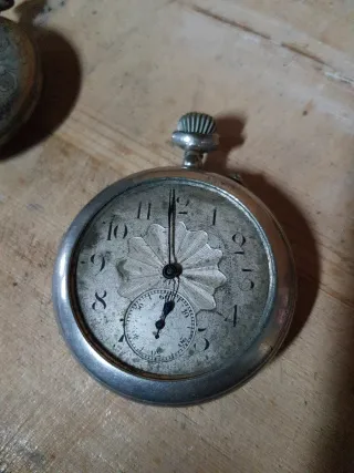 Lote 4 relojes de bolsillo antiguos