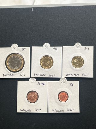Lote 5 monedas Namibia 2025
