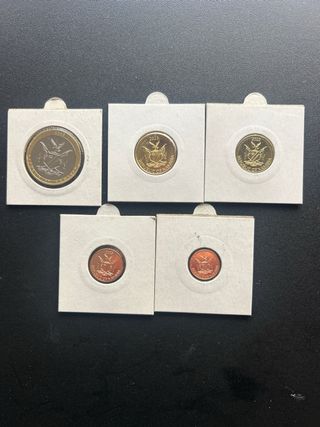 Lote 5 monedas Namibia 2025