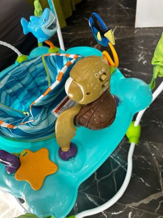 Parque de juegos para bebé acuático. CON SU CAJA.