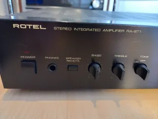 Amplificatore Rotel RA-971 Nero
