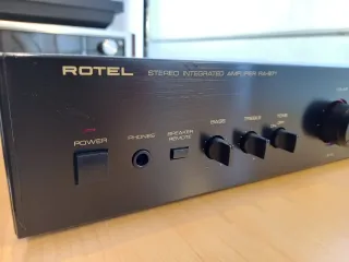 Amplificatore Rotel RA-971 Nero