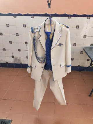 Traje de comunión blanco