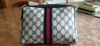Necessaire Gucci vintage monogramma GG