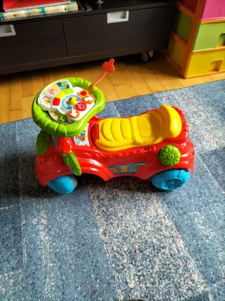 Coche correpasillos infantil