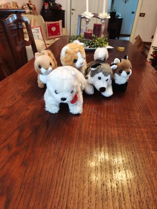 vari peluche Trudi husky, scoiattolo, gatto, orso