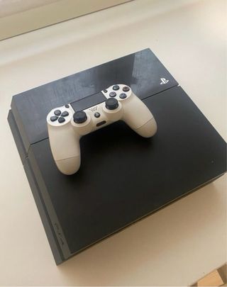 iPhone 11 128GB + PS4 500GB + Mando