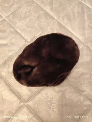 Gorro de pelo marrón