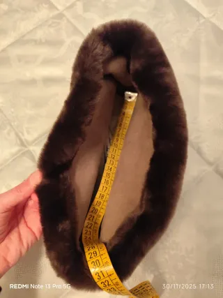 Gorro de pelo marrón