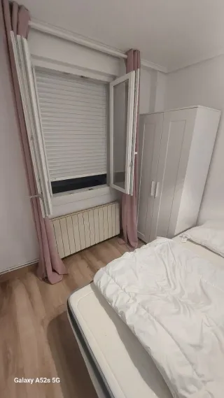 Habitación en piso compartido.