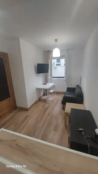 Habitación en piso compartido.