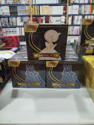 Caja Entrenador Élite Pokémon Megaevolución