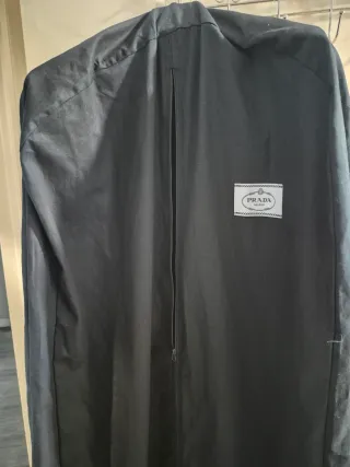 Porta abiti in cotone e appendiabiti Prada