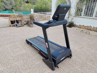 Cinta de correr BH RS800 20 km/h 15% inclinación