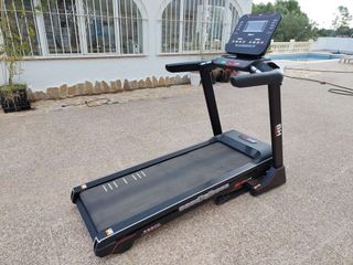 Cinta de correr BH RS800 20 km/h 15% inclinación